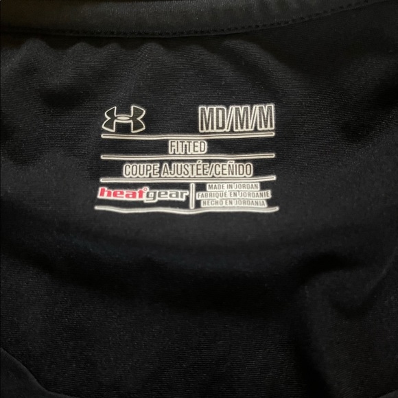 Under Armour | Black T-Shirt 🏃🏽‍♀️ - Picture 2 of 2